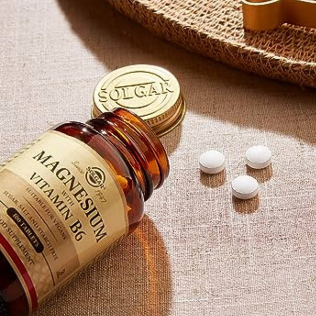 مکمل منیزیم+ ب ۶ برند سولگار ۱۰۰ عددی ساخت آمریکا solgar MAGNESIUM WITH VITAMIN B6 TABLETS